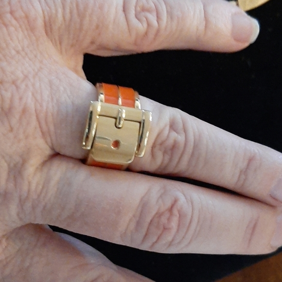 Michael Kors belt buckle ring - Picture 5 of 5